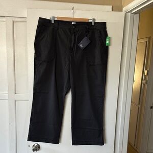 GAP Girlfriend Khaki - Dark Gray Wide Leg Ankle Pants. Size 20.